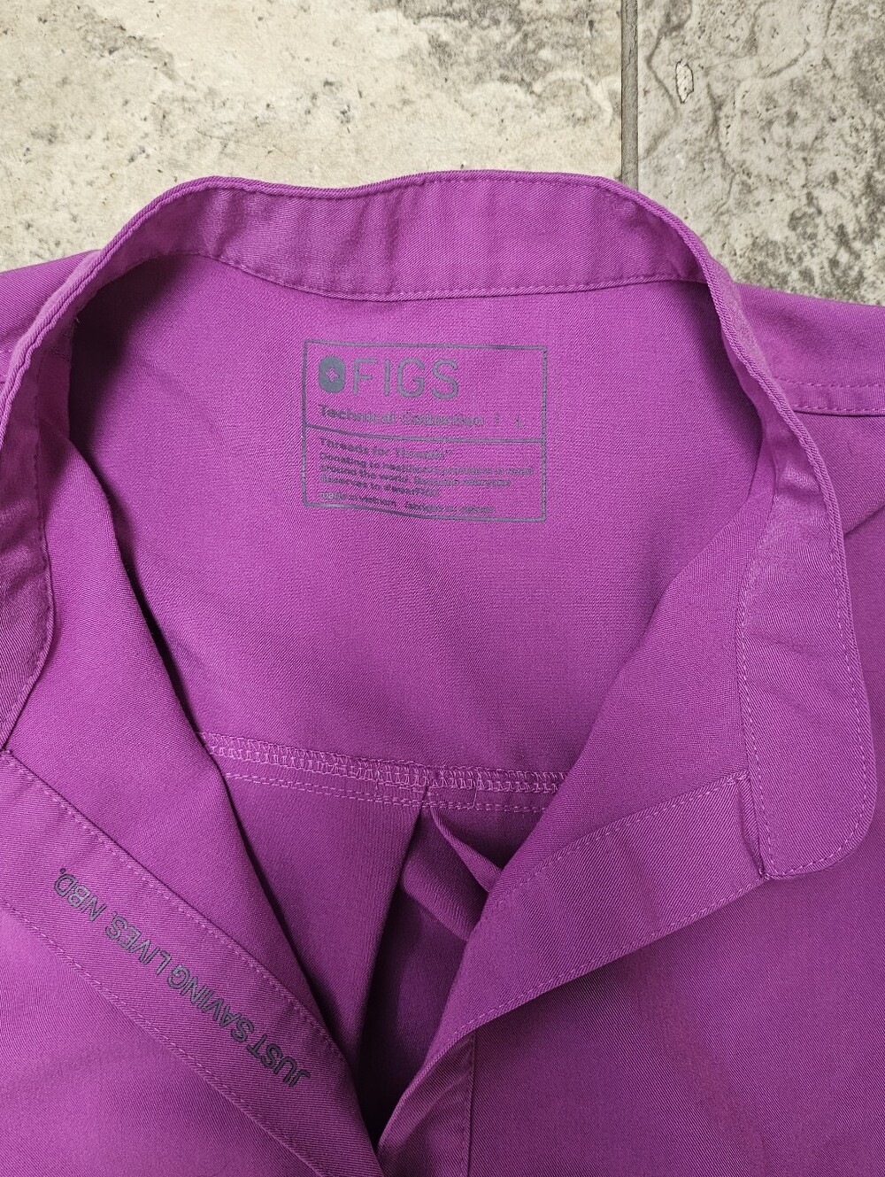 FIGS Rafaela Technical Collection L oversized Sleeveless Scrub pockets MAUVE